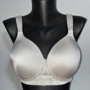 Vanity Fair Bra 38C White Lined Wireless Lace back 71371